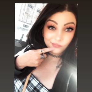 Meet your Posher, Tiffany